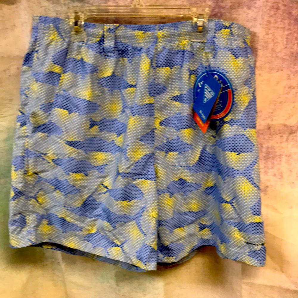 NWT Columbia swim shorts. Medium. Men’s. Blue/yell